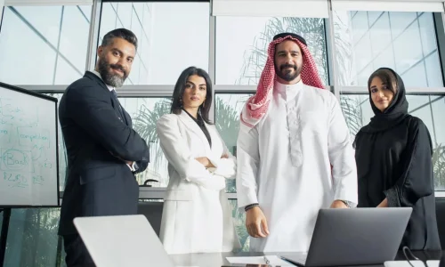 كيف تحصل على وظيفة حكومية في السعودية؟ (دليل شامل)