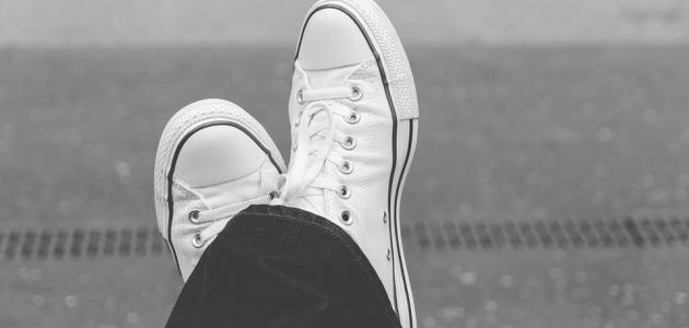 أهم 20 تفسير لحلم ضياع الحذاء للمتزوجة لابن سيرين