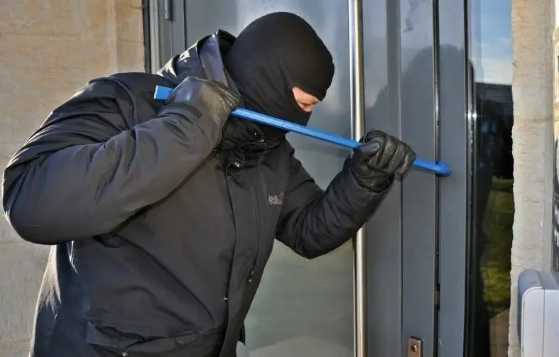 ما تفسير حلم سرقة البيت في المنام لابن سيرين