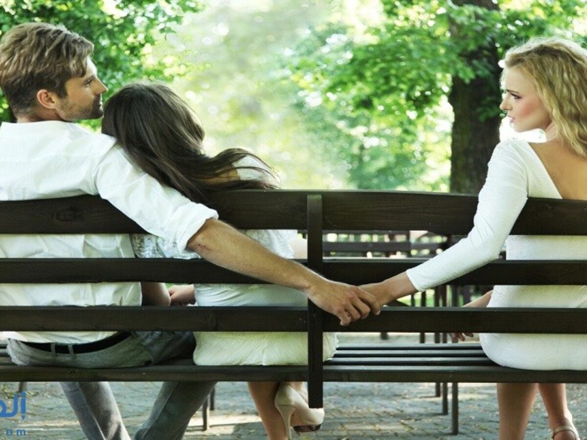 أهم تفسيرات رؤية حلمت ان زوجي يخونني مع امرأة اعرفها