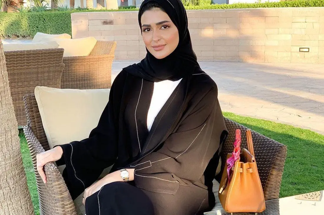 ما هو تفسير حلم عباية جديدة للمتزوجه لابن سيرين