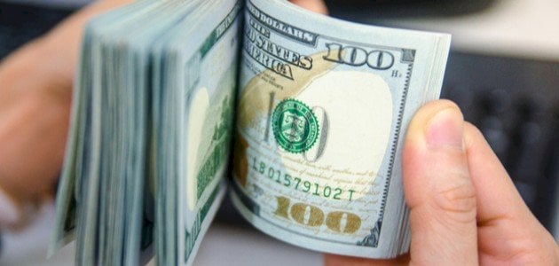 تفسير حلم الفلوس الورق للعزباء في المنام لابن سيرين