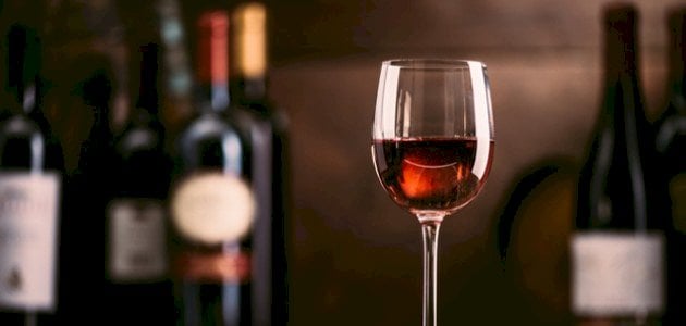 تعرف على تفسير رؤية الخمر في المنام لابن سيرين