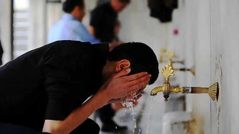 تعرف على تفسير حلم الوضوء للعزباء في المنام لابن سيرين